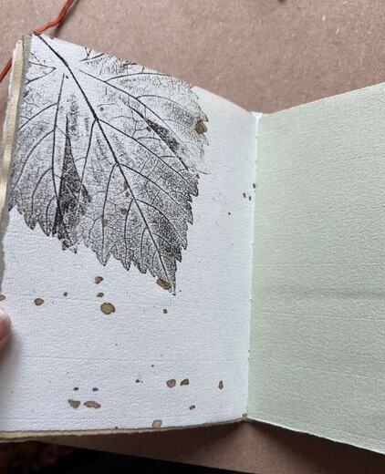 Carnet souple ouvert — Anne Pinet